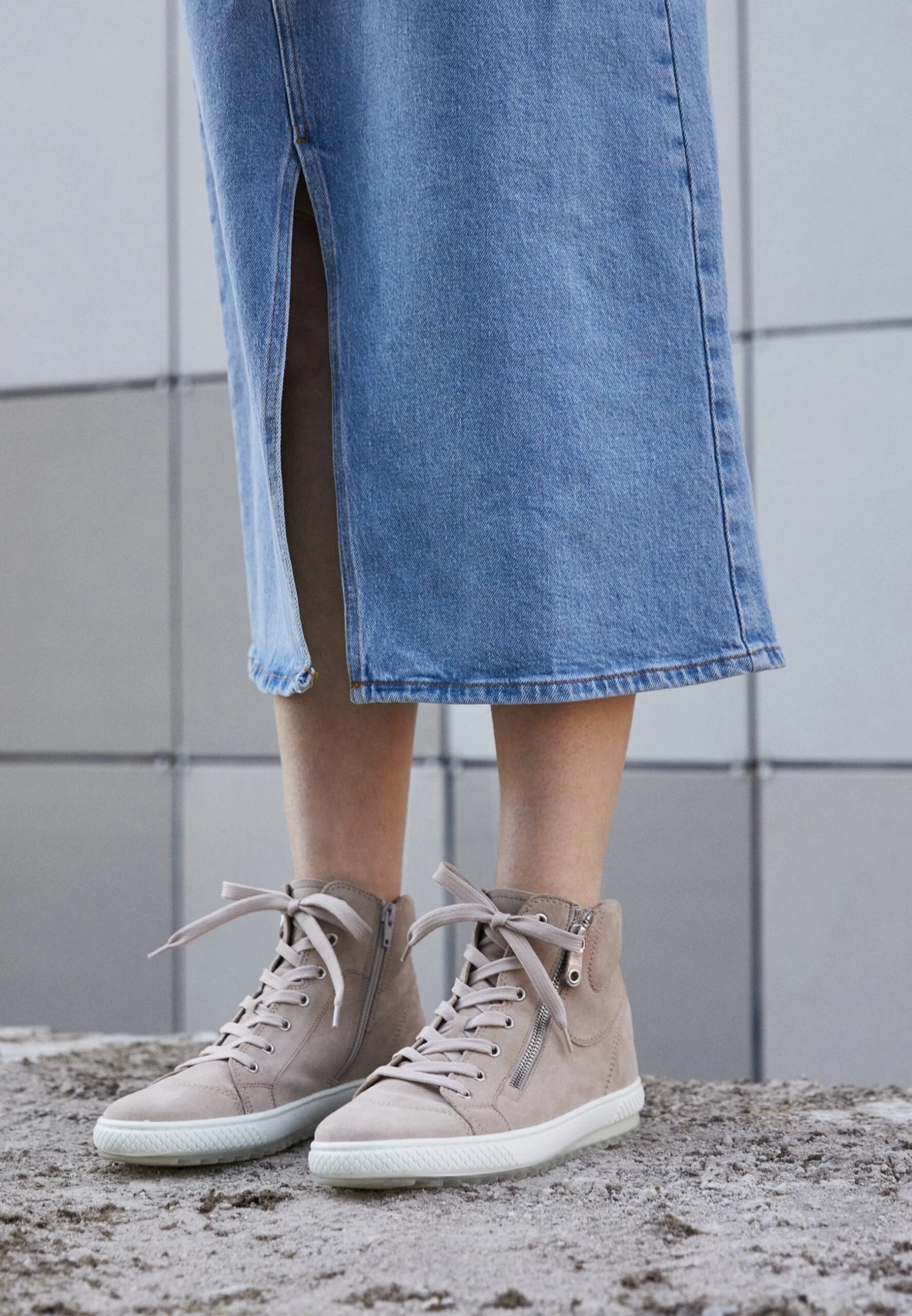 Gabor High-Top Trainers - Desert/Puder 4 Gabor High-Top Trainers - Desert/Puder - Image 2