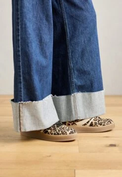 Gabor Comfort Trainers - White/natur/schwarz -Gabor Sales Store 1d9be68c40fa4c1088c7d1d4c419ffe5