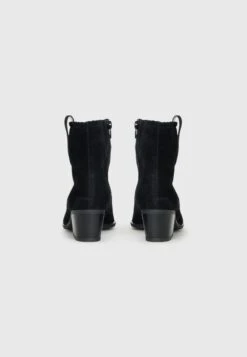 Gabor Comfort Cowboy/biker Ankle Boot - Schwarz -Gabor Sales Store 37254ff658a24e899a13143b32efb29e