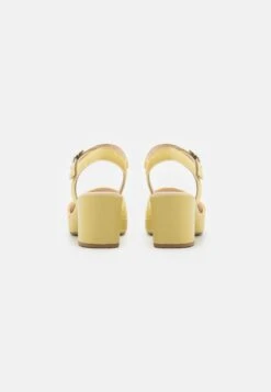 Gabor Platform Sandals - Citrus -Gabor Sales Store 6d8f3e4acf5f49cd9beefade6c1d75dc