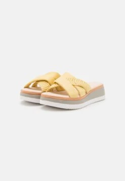 Gabor Comfort Mules - Lemon -Gabor Sales Store 7b873f57953f4fadab89c809ca065e21