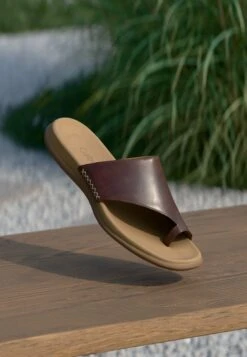 Gabor T-bar Sandals - Peanut