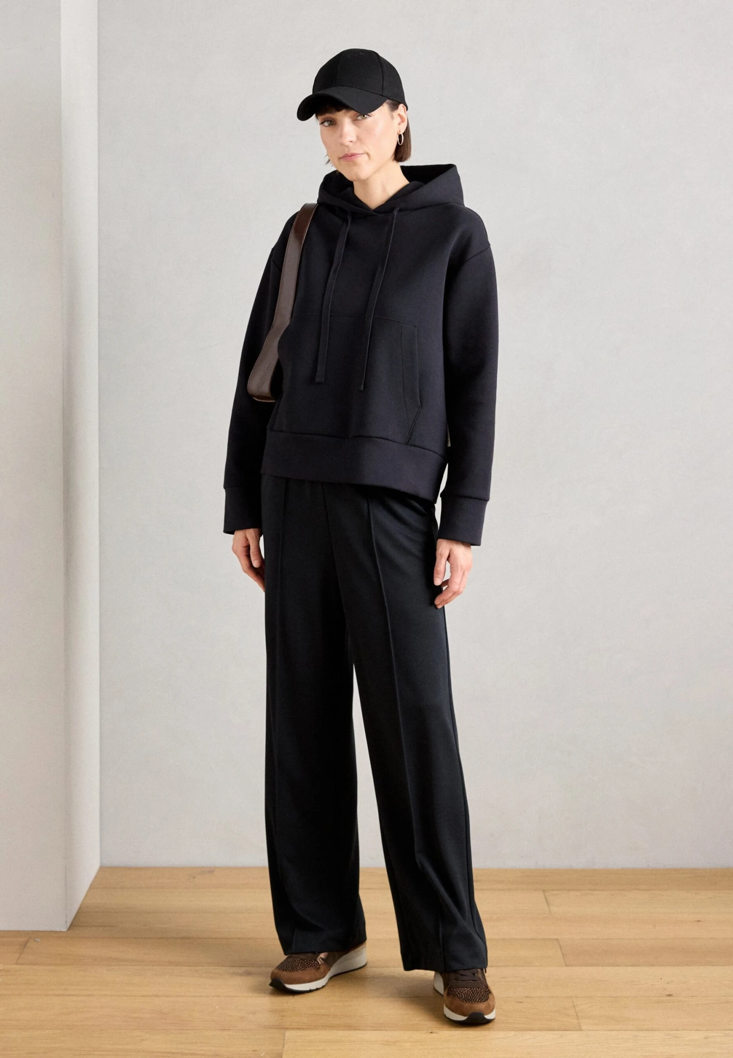 Gabor Comfort Trainers - Schwarz/braun 5 Gabor Comfort Trainers - Schwarz/braun - Image 3