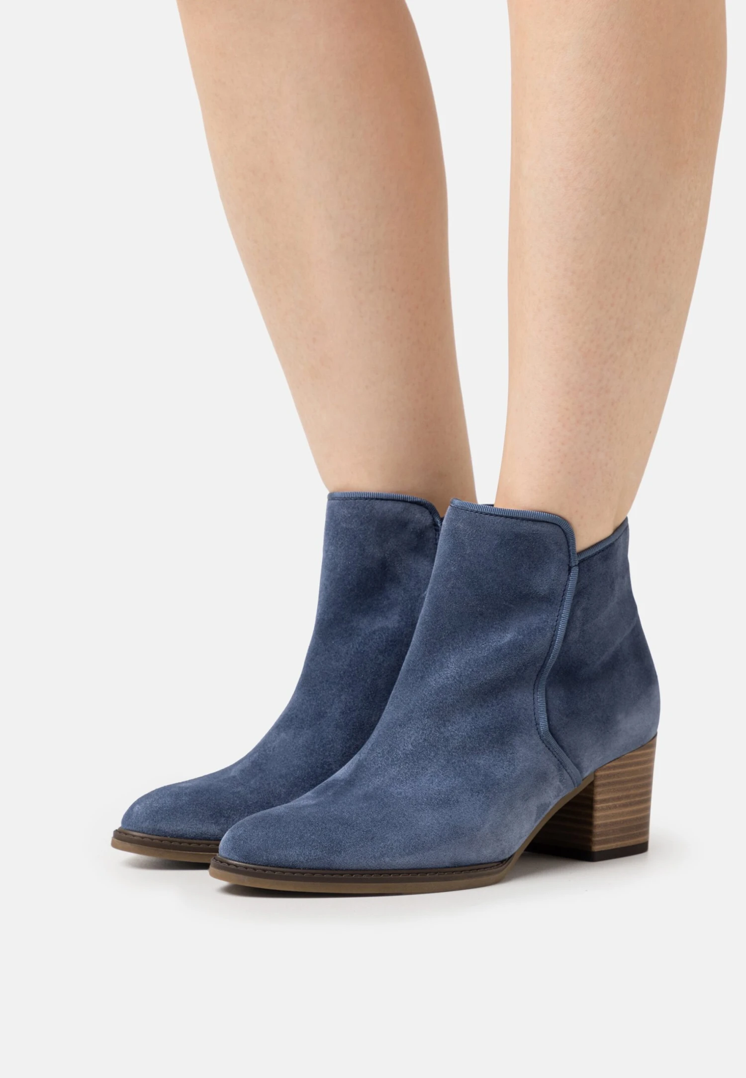 Gabor Comfort Ankle Boots - Ankle Boots 3 Gabor Comfort Ankle Boots - Ankle Boots