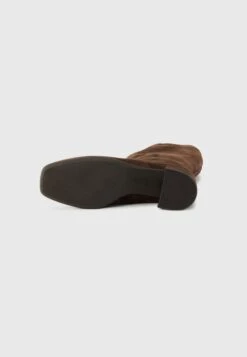 Gabor Comfort Boots - Chocolate -Gabor Sales Store ebe34f5c8a05435f975e94d12b7d6046