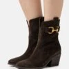 Gabor Comfort Classic Ankle Boots - Brown/Gold -Gabor Sales Store f04ab82d0a474b30a8f0262d59c65545